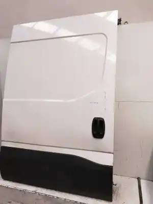 Автозапчастина б/у праві бічні розсувні двері для iveco daily furgón daily furgon посилання на oem iam   