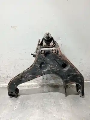 Pezzo di ricambio per auto di seconda mano Braccio Di Sospensione Anteriore Sinistro Inferiore per MITSUBISHI MONTERO (V20/V40) 2500 TD GL Riferimenti OEM IAM   