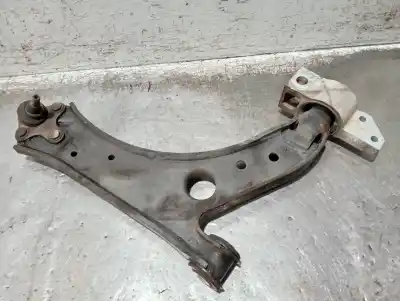 Автозапчастина б/у передній правий нижний рычаг підвіски для volkswagen caddy ka/kb (2k) * посилання на oem iam 1k0407190e  