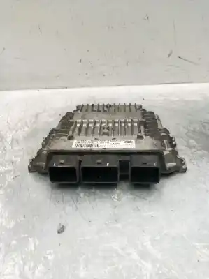 Peça sobressalente para automóvel em segunda mão centralina de motor uce por ford fiesta v (jh_, jd_) 1.4 tdci referências oem iam 5ws40140e 3s6112a650lc