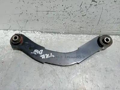 Peça sobressalente para automóvel em segunda mão BRAÇO DE SUSPENSÃO TRASEIRO SUPERIOR DIREITO por JEEP COMPASS  Referências OEM IAM 05105271  
