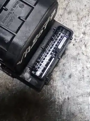 Peça sobressalente para automóvel em segunda mão abs por audi a4 b5 (8d2) 1.8 referências oem iam 0273004132  669567 0273004132