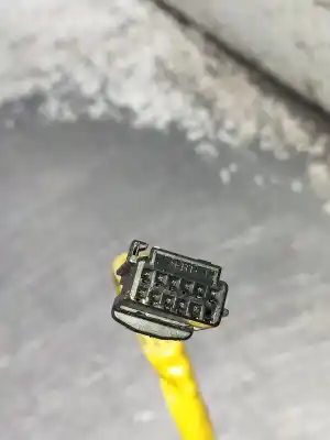 Peça sobressalente para automóvel em segunda mão espelho retrovisor direito por renault captur adventure referências oem iam  11 cables 