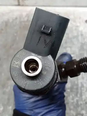 Peça sobressalente para automóvel em segunda mão injetor por bmw 3 touring (e46) 320 d referências oem iam 0445110131  7789661