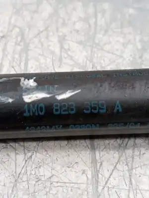 Автозапчасти б/у амортизатор капота за seat leon (1m1) 1.9 tdi ссылки oem iam 1m0823359a  