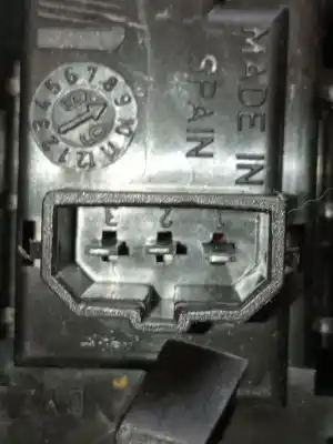 Автозапчасти б/у внутренний правый задний фонарь за seat leon (1m1) 1.9 tdi ссылки oem iam 1m16945092  