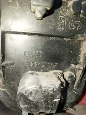 Автозапчасти б/у левый задний фонарь за audi a4 b6 avant (8e5) 2.0 ссылки oem iam 8e9945257  