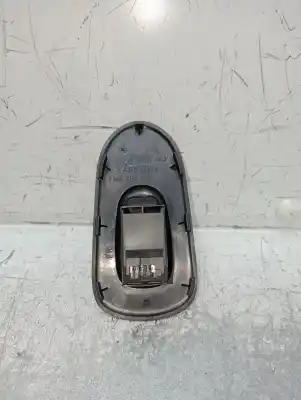 Автозапчастина б/у передній правий віконний вимикач для seat leon (1m1) 1.6 16 v посилання на oem iam 1m0867164  