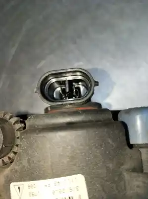 Автозапчасти б/у левая противотуманная фара за ford fiesta vi (cb1, ccn) 1.25 ссылки oem iam 4550597 2n1115201ab 89204894