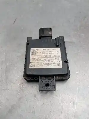 Pezzo di ricambio per auto di seconda mano  per VOLKSWAGEN TIGUAN (AD1, AX1)  Riferimenti OEM IAM 2Q0907686B  6PZ01349807