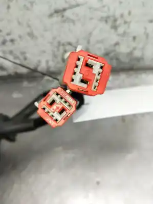 Автозапчастина б/у амортизаторі багажника/дверей для ford puma st-line x 120 cv / 88 kw посилання на oem iam 120373208400235 020373208400049  l1tbs404c84aa