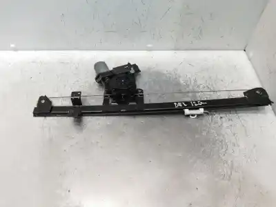Recambio de automóvil de segunda mano de ELEVALUNAS DELANTERO IZQUIERDO para PEUGEOT BOXER CAJA CERRADA  referencias OEM IAM 1368922080  