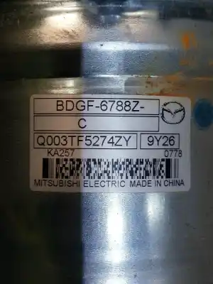 Peça sobressalente para automóvel em segunda mão coluna de direcção por mazda 3 berlina (bp) evolution referências oem iam q003tf5274zy  bcwb32100j