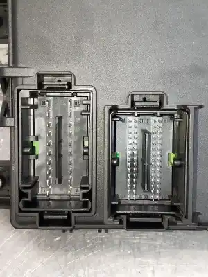 Second-hand car spare part fuse box unit for opel corsa d cmon oem iam references 13142241  28084929