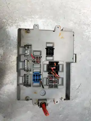 Second-hand car spare part fuse box unit for bmw 3 (e90) 320 d oem iam references 690660703  92939171030101