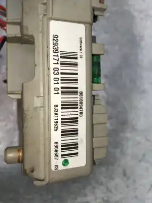Second-hand car spare part fuse box unit for bmw 3 (e90) 320 d oem iam references 690660703  92939171030101