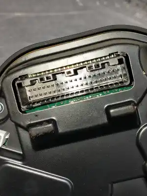 Peça sobressalente para automóvel em segunda mão quadrante por toyota auris active referências oem iam 838000zc80c  