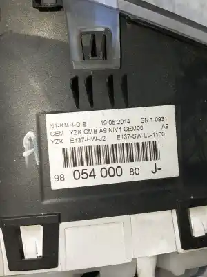 Peça sobressalente para automóvel em segunda mão quadrante por peugeot 208 active referências oem iam 9805400080j  