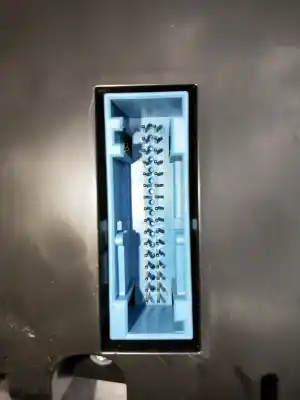 Автозапчасти б/у приборная доска за audi a1 (8x) ambition ссылки oem iam 8x0920930  a2c53325382 Автозапчасти б/у приборная доска за audi a1 (8x) ambition ссылки oem iam 8x0920930  a2c53325382