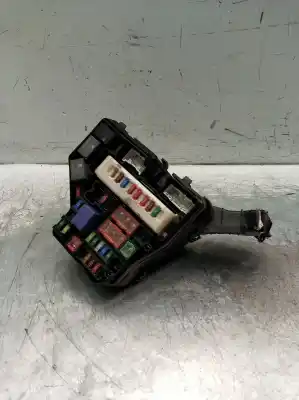 Second-hand car spare part fuse box unit for toyota yaris live oem iam references 