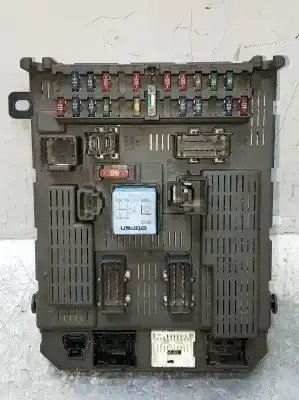 Peça sobressalente para automóvel em segunda mão caixa de fusíveis e relés por citroen c5 i (dc_) 2.0 16v (dcrfnc, dcrfnf) referências oem iam 96474482