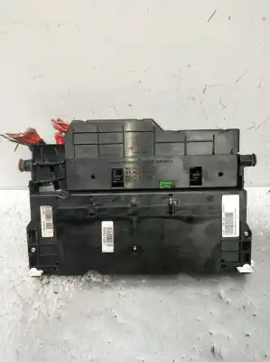 Peça sobressalente para automóvel em segunda mão caixa de fusíveis e relés por bmw 3 touring (e46) 318 i referências oem iam 64431991  