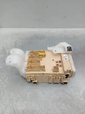 Second-hand car spare part Fuse Box Unit for TOYOTA AURIS (_E18_) 1.3 (NRE180_) OEM IAM references 8922102331  50119221