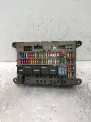 Peça sobressalente para automóvel em segunda mão caixa de fusíveis e relés por land rover freelander 1 manual referências oem iam uwc500211