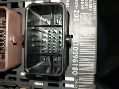 Second-hand car spare part fuse box unit for citroen c4 picasso exclusive oem iam references 9810296180  63399531 Second-hand car spare part fuse box unit for citroen c4 picasso exclusive oem iam references 9810296180  63399531