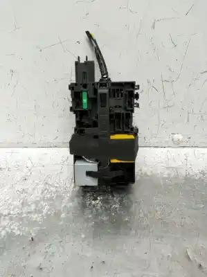Pezzo di ricambio per auto di seconda mano SCATOLA RELÈ/FUSIBILI per PEUGEOT 208 I (CA_, CC_) 1.6 HDI / BLUEHDI 75 Riferimenti OEM IAM 9812661980  