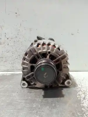 Pezzo di ricambio per auto di seconda mano Alternatore per VOLVO V40 (2012->) 2.0 Inscription [2.0 Ltr. - 140 kW Diesel CAT] Riferimenti OEM IAM 30659390  TG15C186