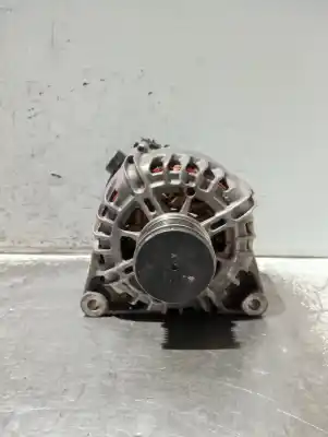Peça sobressalente para automóvel em segunda mão Alternador por PEUGEOT 208 (P2) 1.2 PureTech Referências OEM IAM 9835689480 FG12T163 2740473F