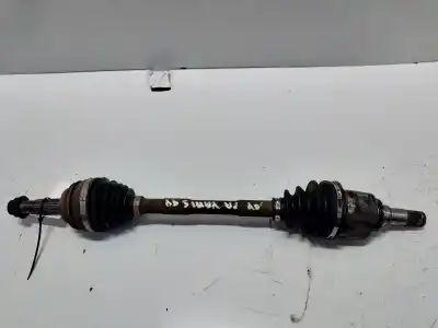 Автозапчастина б/у передня ліва трансмісія для TOYOTA YARIS (NCP1/NLP1/SCP1) 1.4 D-4D Linea Luna Посилання на OEM IAM   