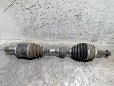 Peça sobressalente para automóvel em segunda mão transmissão dianteira esquerda por toyota auris active referências oem iam euj104bp37