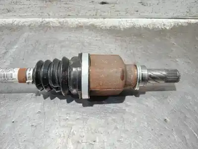 Second-hand car spare part front left transmission for renault clio iii pack dynamique oem iam references 8200499585  bj87lacbr363