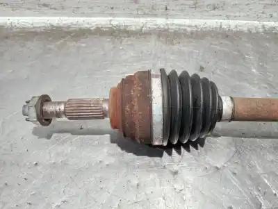 Second-hand car spare part front left transmission for renault clio iii pack dynamique oem iam references 8200499585  bj87lacbr363