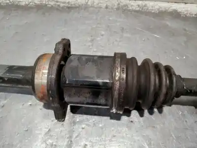 Second-hand car spare part front right transmission for toyota corolla (e12) 2.0 d-4d sol berlina oem iam references   