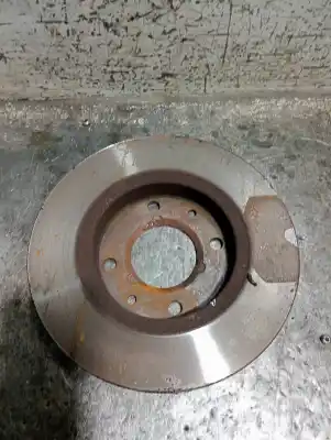 Peça sobressalente para automóvel em segunda mão disco de travão dianteiro por citroen c15 e referências oem iam   
