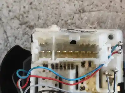 Peça sobressalente para automóvel em segunda mão comutador de limpa vidros por renault captur life referências oem iam 255676085r  