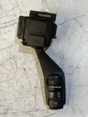 Peça sobressalente para automóvel em segunda mão  por FORD FOCUS LIM. (CB4)  Referências OEM IAM 4M5T17A553BD  17D940