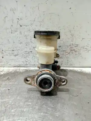 Pezzo di ricambio per auto di seconda mano pompa freni per isuzu trooper ubs 52 riferimenti oem iam   