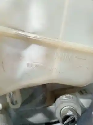 Peça sobressalente para automóvel em segunda mão bomba de travões por bmw 1 (e87) 118 d referências oem iam 03350886541  
