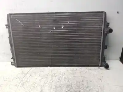 Pezzo di ricambio per auto di seconda mano Radiatore D Acqua per AUDI A3 (8P1) 1.9 TDI Riferimenti OEM IAM RM1425 8722725K  