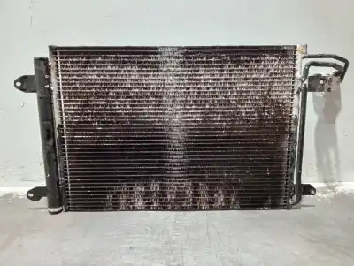 Peça sobressalente para automóvel em segunda mão Condensador / Radiador De Ar Condicionado por SEAT ALTEA XL (5P5) 2.0 TDI Referências OEM IAM 1K0820411S  