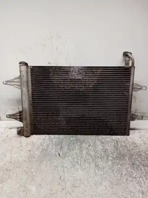 Peça sobressalente para automóvel em segunda mão condensador / radiador de ar condicionado por seat ibiza iii (6l1) 1.9 tdi referências oem iam 6q0820411k