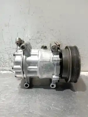 Peça sobressalente para automóvel em segunda mão compressor de ar condicionado a/a a/c por renault clio ii (bb_, cb_) 1.5 dci (b/cb08) referências oem iam 8200315744  