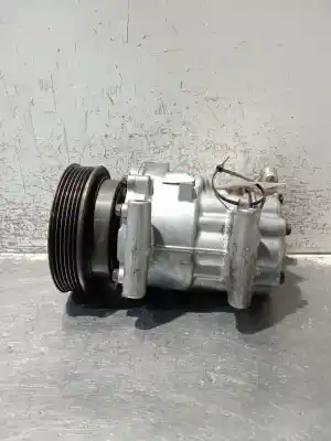 Peça sobressalente para automóvel em segunda mão compressor de ar condicionado a/a a/c por renault clio ii (bb_, cb_) 1.5 dci (b/cb08) referências oem iam 8200315744  