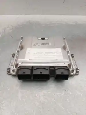 Peça sobressalente para automóvel em segunda mão centralina de motor uce por peugeot 406 (8b) 2.0 hdi 110 referências oem iam 0281011338