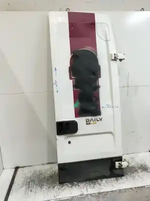 İkinci el araba yedek parçası arka sag kapi için iveco daily v furgón 29s13, 29l13, 35c13, 35s13, 40c13, 40s13 oem iam referansları   