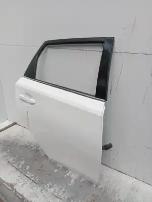 Peça sobressalente para automóvel em segunda mão porta do automóvel traseira direita por toyota auris (_e18_) 1.3 (nre180_) referências oem iam   